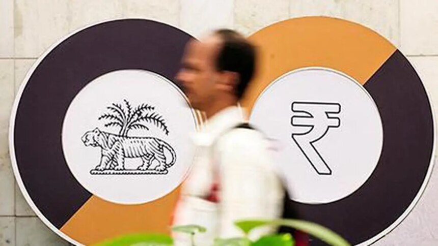 India’s forex reserves fall USD 7.5 billion to USD 681.38 billion