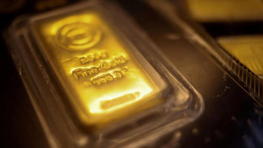 Price volatility keeps India gold demand subdued, China premiums ease