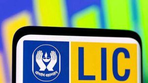 LIC shares rise ahead of Q4 results; analyst urges caution