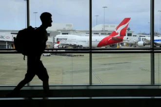 Overseas carriers cut India flights on rising fuel costs