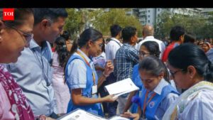 SC to hear PIL against CBSE's 3-language policy
