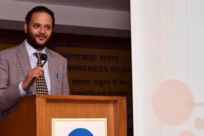 Officer who led ED probes against Nirav Modi, Vijay Mallya takes VRS