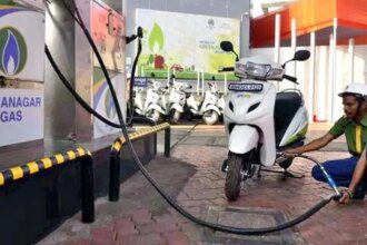 Broker’s Call: Mahanagar Gas (Buy)