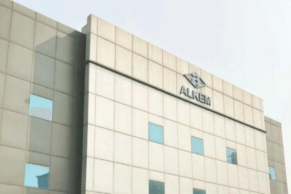 Alkem Laboratories promoters sell 1.5% stake for Rs 930 crore, holding falls below 50%