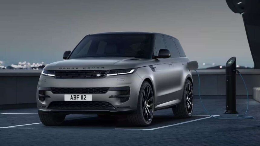 Baby Defender confirmed with hybrid and EV options, launch expected in 2027