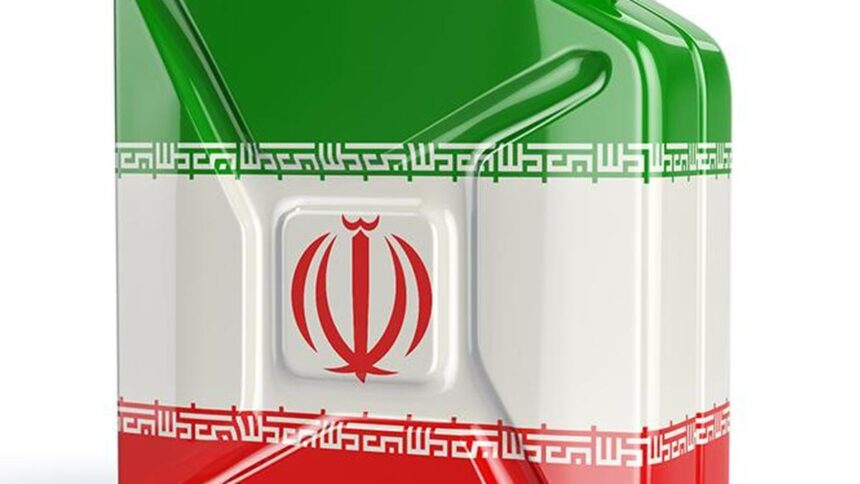 Middlemen offer Iranian oil to Indian refiners after US waiver, sources say