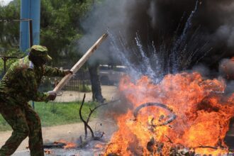 Protest outside Kenya’s planned US Ebola quarantine centre