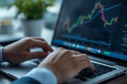 Gift Nifty signals 100-point lower opening as markets await RBI policy decision