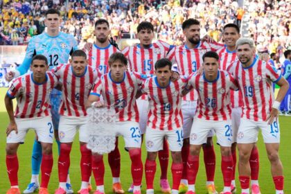 Why have Paraguay not qualified for World Cup round of 32 despite being on four points?
