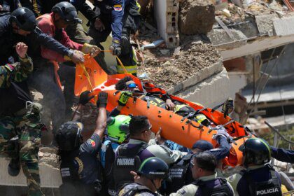 In pictures: Race against time to rescue Venezuela earthquake survivors