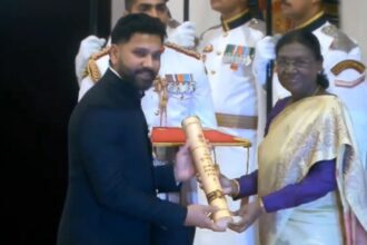 Rohit Sharma, former India captain, receives Padma Shri from President Droupadi Murmu | WATCH