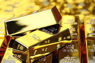 Gold futures slip to ₹1,41,274/10g