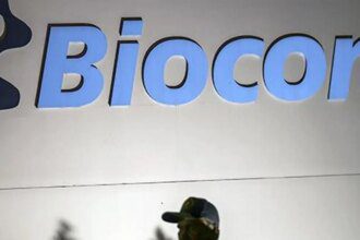 Mylan exits Biocon with ₹3,679-crore stake sale; Biocon shares jump over 6%