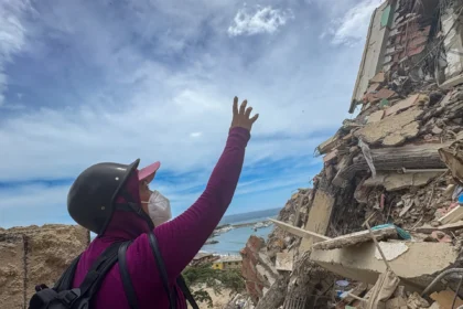 As Venezuela responds to earthquake devastation, volunteers take charge
