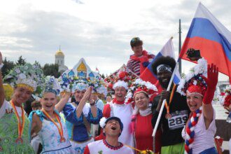 Photos: Russia celebrates National Flag Day amid war and tensions with the West