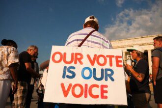 Thousands take part in March on Washington to promote voting rights