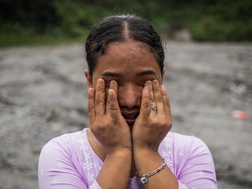 Photos: Nepal flood survivors find little trace of former lives