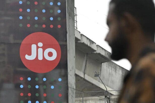 Jio Platforms IPO draws record ₹2.50 lakh crore institutional demand