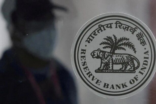 RBI turns away all bids at treasury bill sale amid bond selloff